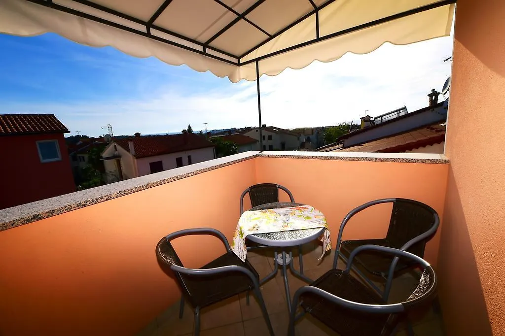 Apartments Zdjelar Porec