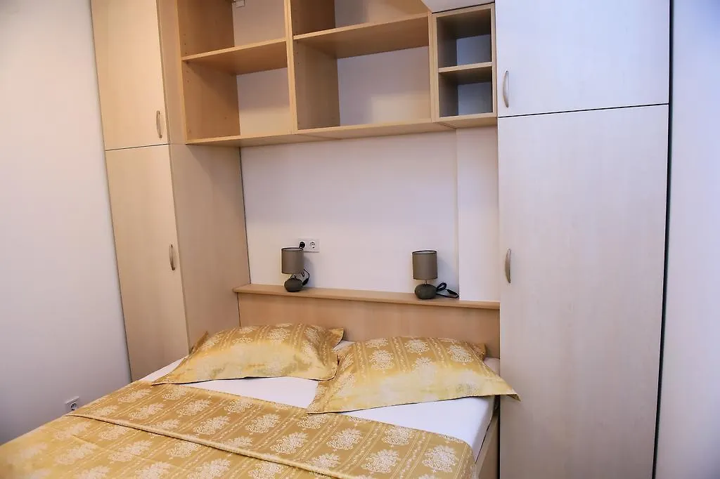 Apartments Zdjelar Porec