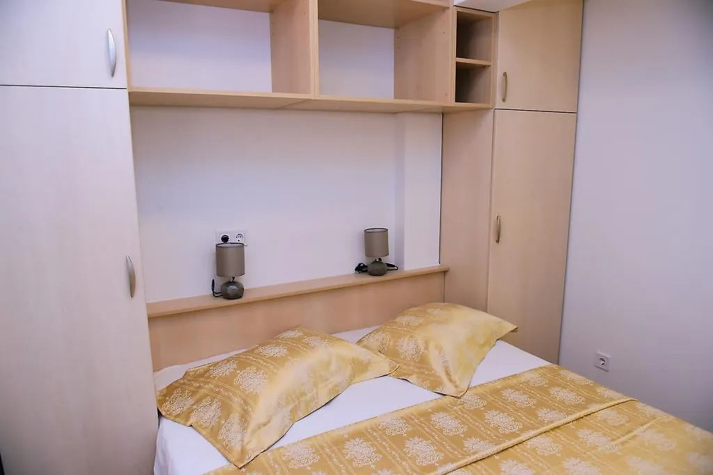 Apartments Zdjelar Porec