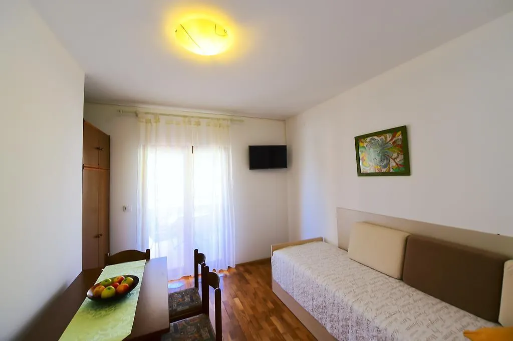 Apartments Zdjelar Porec 0*,