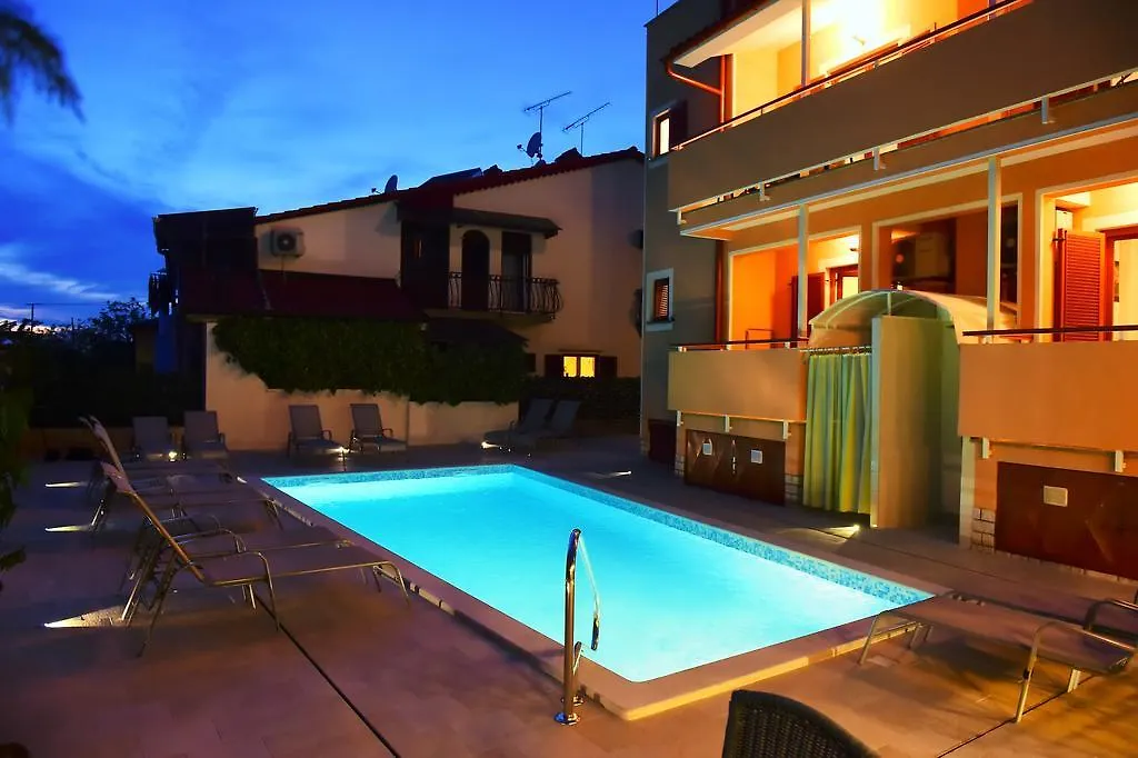 Apartments Zdjelar Porec 0*,  Croazia